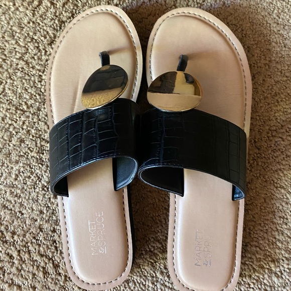 Market & Spruce Shoes - Super cute sandals! In perfect condition!